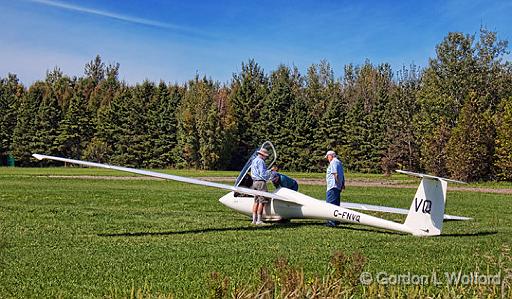 Glider On The Ground_22176.jpg - Photographed at the Kars/Rideau Valley Air park near Kars, Ontario, Canada.